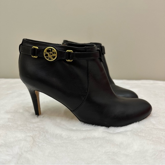 Coach Black Women’s Black Leather Salene Boots w Gold Ankle Bootie Heel Size 10 - Picture 2 of 16